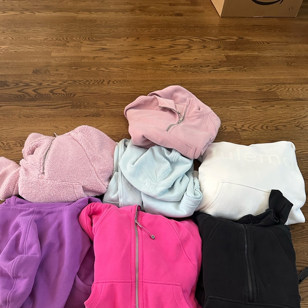 COPY - Lululemon Athletica Scuba/Sweatshirts